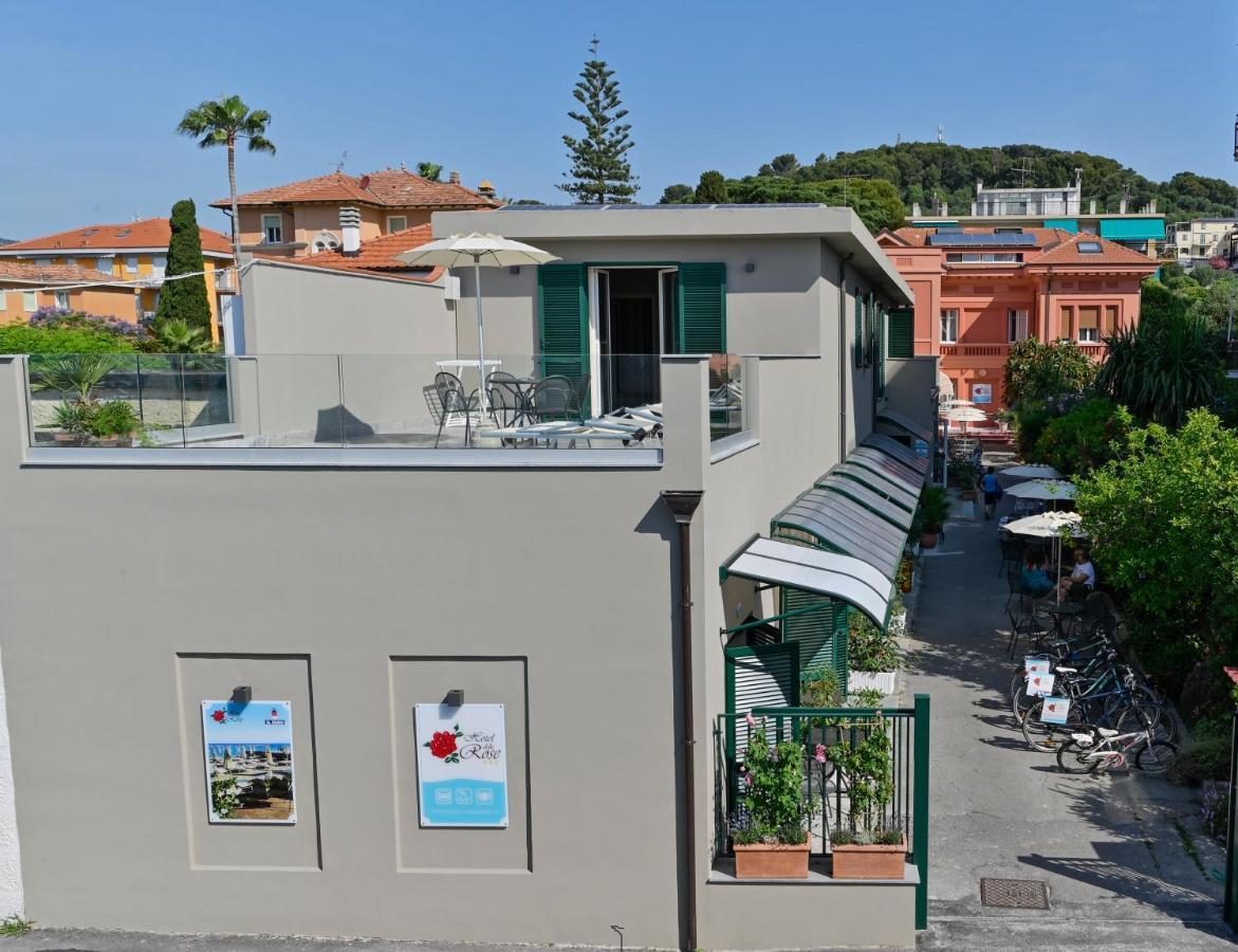 Hotel Delle Rose San Bartolomeo Al Mare Eksteriør billede