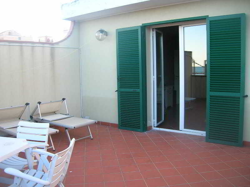 Hotel Delle Rose San Bartolomeo Al Mare Eksteriør billede
